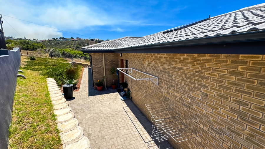 3 Bedroom Property for Sale in Dana Bay Western Cape